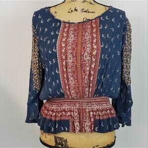 Angie Crinkle top sz L